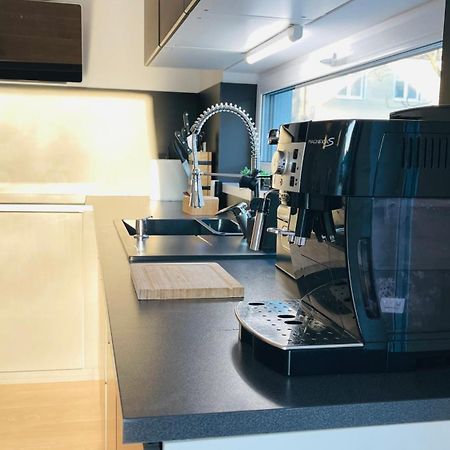 House Flow, 3 Room, Free 2 Parking 布拉迪斯拉发 外观 照片
