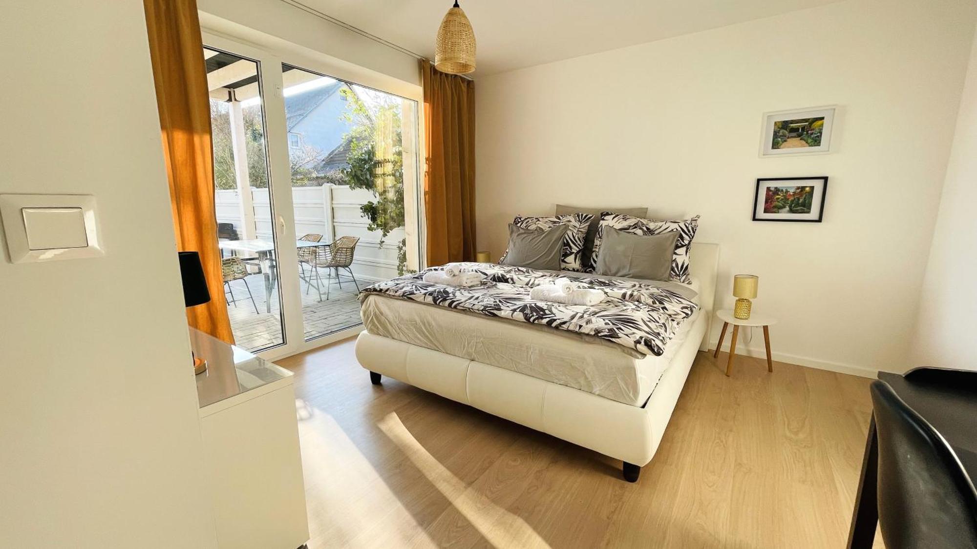 House Flow, 3 Room, Free 2 Parking 布拉迪斯拉发 外观 照片