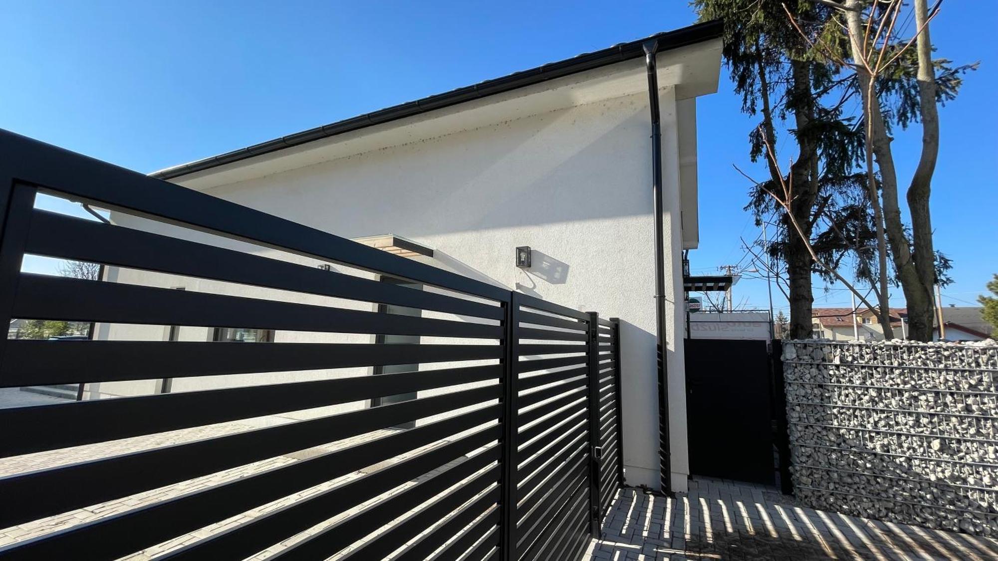 House Flow, 3 Room, Free 2 Parking 布拉迪斯拉发 外观 照片