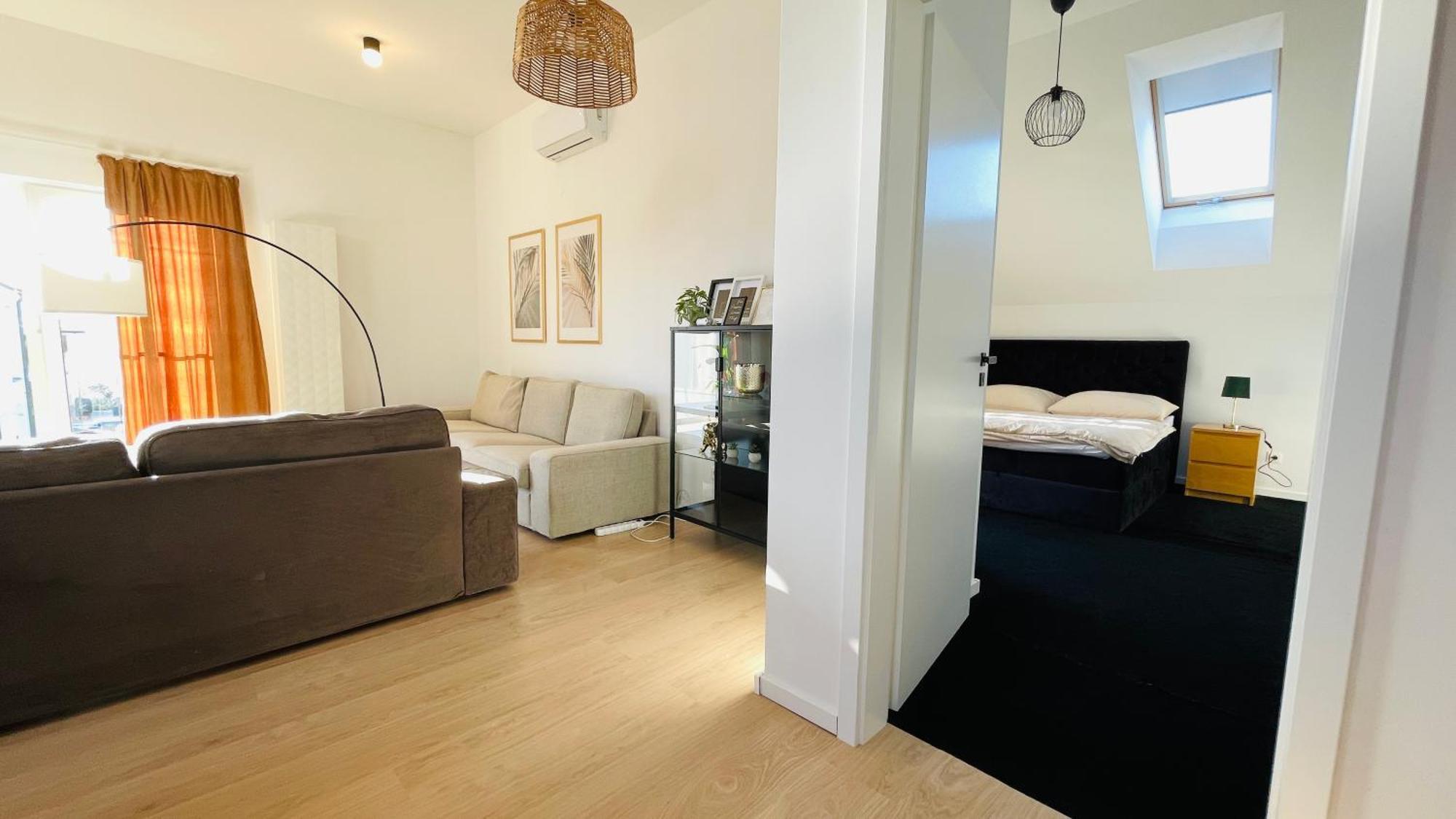 House Flow, 3 Room, Free 2 Parking 布拉迪斯拉发 外观 照片